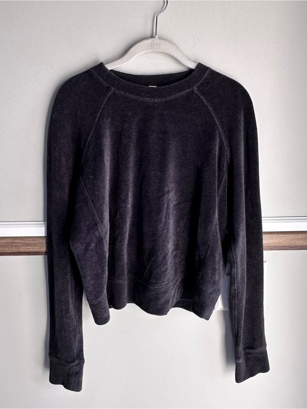 Lululemon Every Moment Velour Crewneck pullover Shirt Black